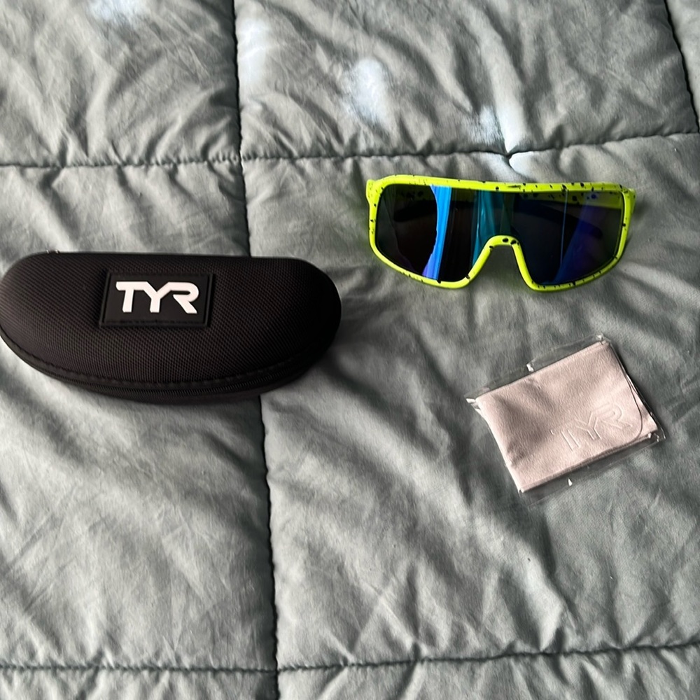 TYR Sunglasses with Case and Cloth
